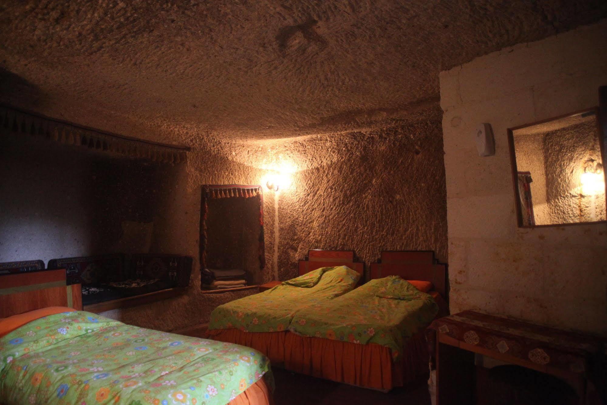 גורמה Sato Cave Hotel מראה חיצוני תמונה